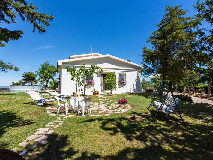 Location de vacances pour 9 personnes, avec jardin et balcon dans Molise - 2