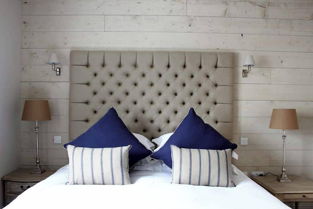 Luxury 4 bedroomed lodge beside Lahinch Golf Course in Lahinch, County Clare