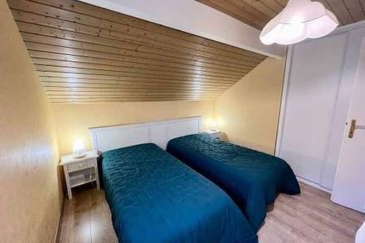 Gîte pour 8 personnes, avec balcon et jardin à Gerbamont - 4