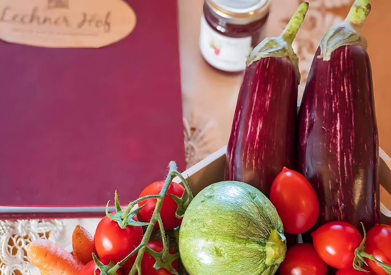 Ganze Wohnung, Apartment Lechnerhof Alpenrose mit Bergblick, Gemeinschaftsterrasse und Wlan in Schenna, Passeiertal