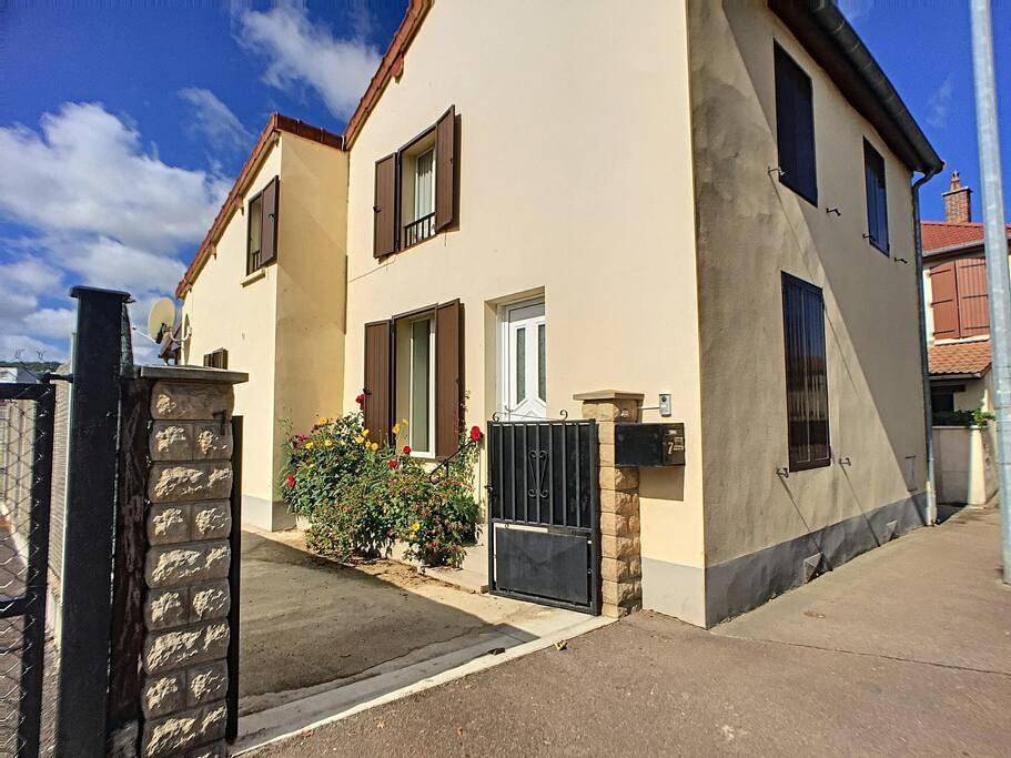 One-Bedroom House in Bar-sur-Aube, Aube