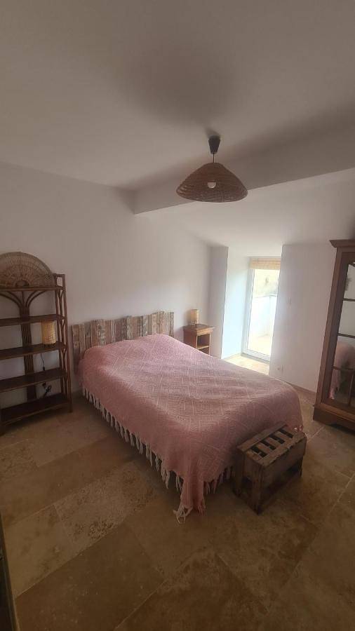 Appartement entier, Appartement au cœur de la Provence in Orgone, Région d'Arles