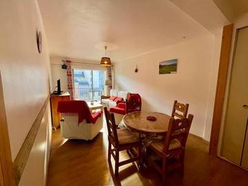 Gîte pour 4 personnes, avec vue et balcon dans Office De Tourisme De Pays Des Vallees D Ax