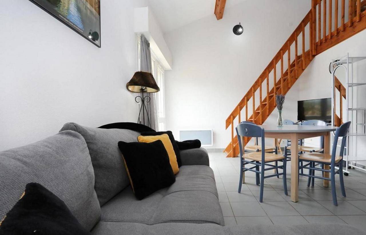 Queen Room with Garden View in Séderon, Région de nyons