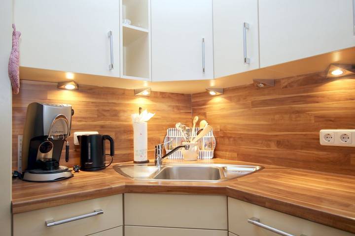 Ganze Wohnung, Ferienwohnung mit 2- Zimmern ca. 50m² und kleinem Balkon in Wyk auf Föhr (Stadt), Wyk auf Föhr