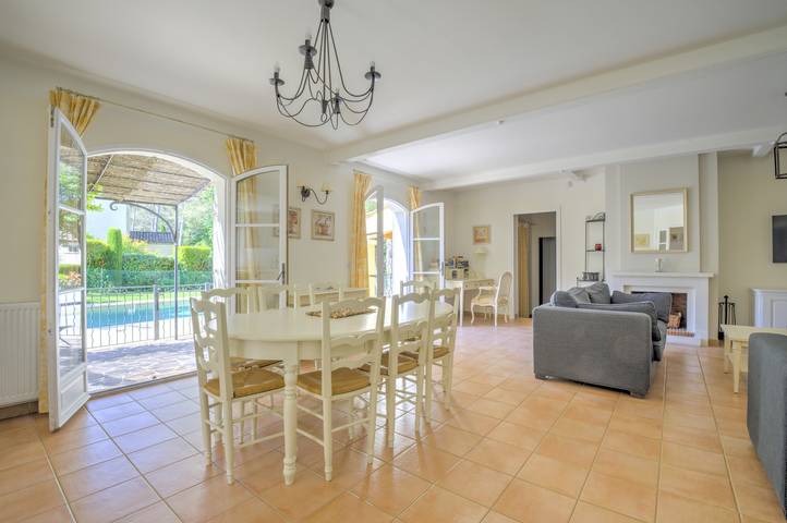 Location de vacances pour 8 personnes, avec jardin et terrasse à La Motte - 3