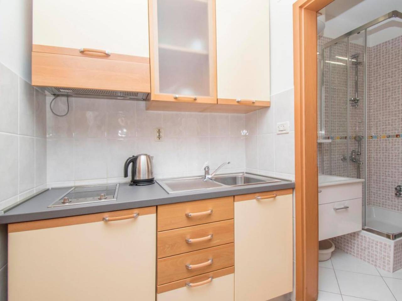 Całe studio, Studio dla 3 osób z balkon in Tučepi, Riwiera Makarska