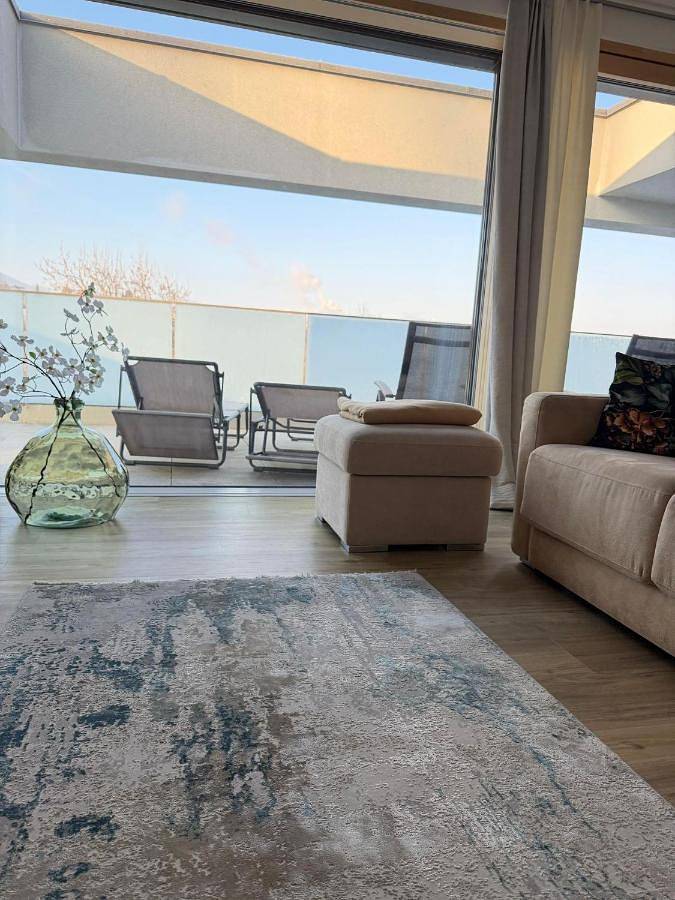 Ferienwohnung für 6 Personen, mit Ausblick und Terrasse sowie Seeblick in Gmunden - 2
