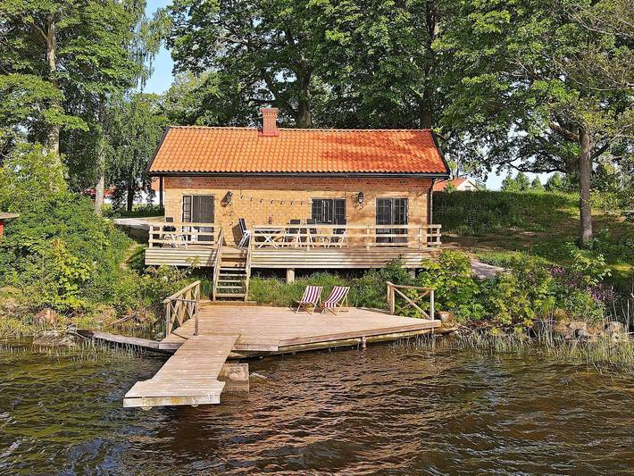 Ferienhaus für 6 Personen, mit Terrasse und Garten in Gullspang