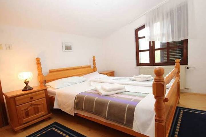 Ferienwohnung für 4 Personen, mit Terrasse und Garten