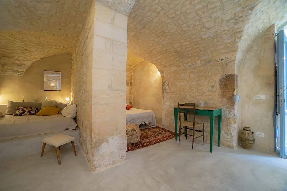 Dammusi Beneventano - Romantic Escape in Scicli, Ragusa Province
