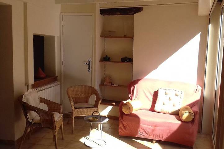 Gîte pour 4 personnes, avec jardin à Saint-Paul-la-Coste - 3