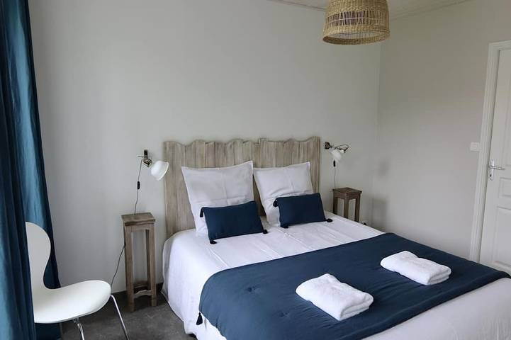 Location de vacances pour 14 personnes, avec jacuzzi ainsi que jardin et piscine à Sallertaine - 2