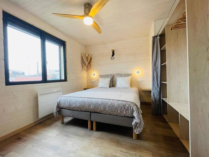 Maison d’hôte pour 2 personnes, avec terrasse ainsi que jacuzzi et piscine