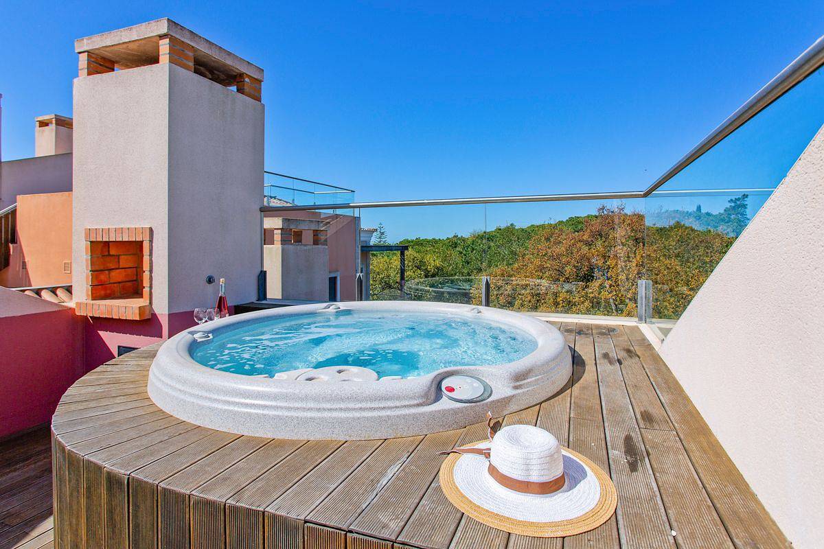 Holiday Rental for 4 People in Vale do Lobo, Almancil