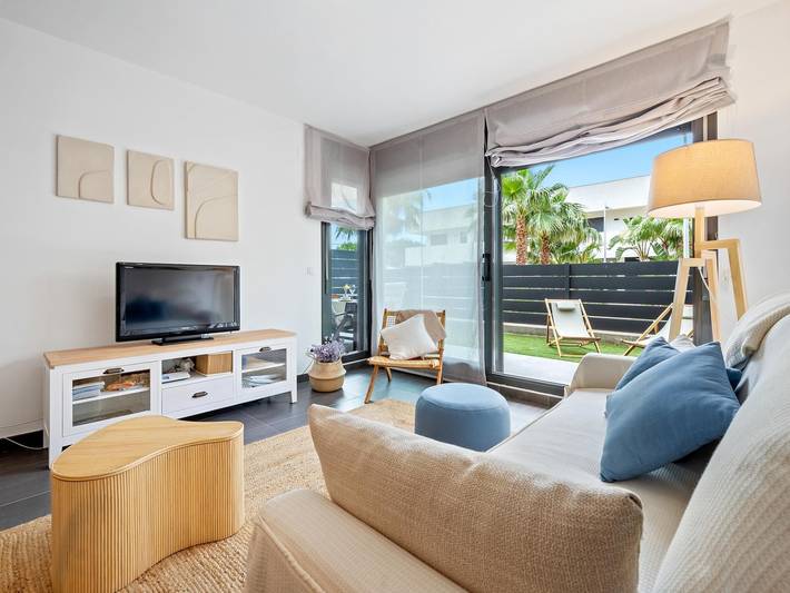 Holiday apartment for 4 people, with pool and children pool as well as garden and terrace - 1
