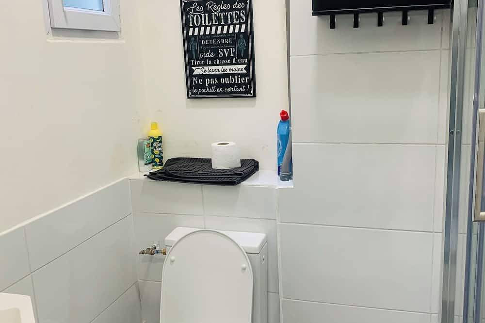 Entire apartment, T1 bis for 3 people Private and separate kitchen bathroom in Saint-Brieuc, Côte de Goëlo