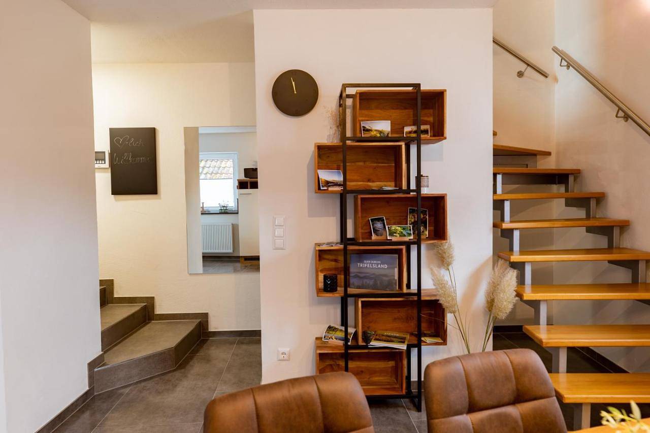 Ganze Wohnung, One-Bedroom Apartment in Pleisweiler-Oberhofen, Südliche Weinstraße