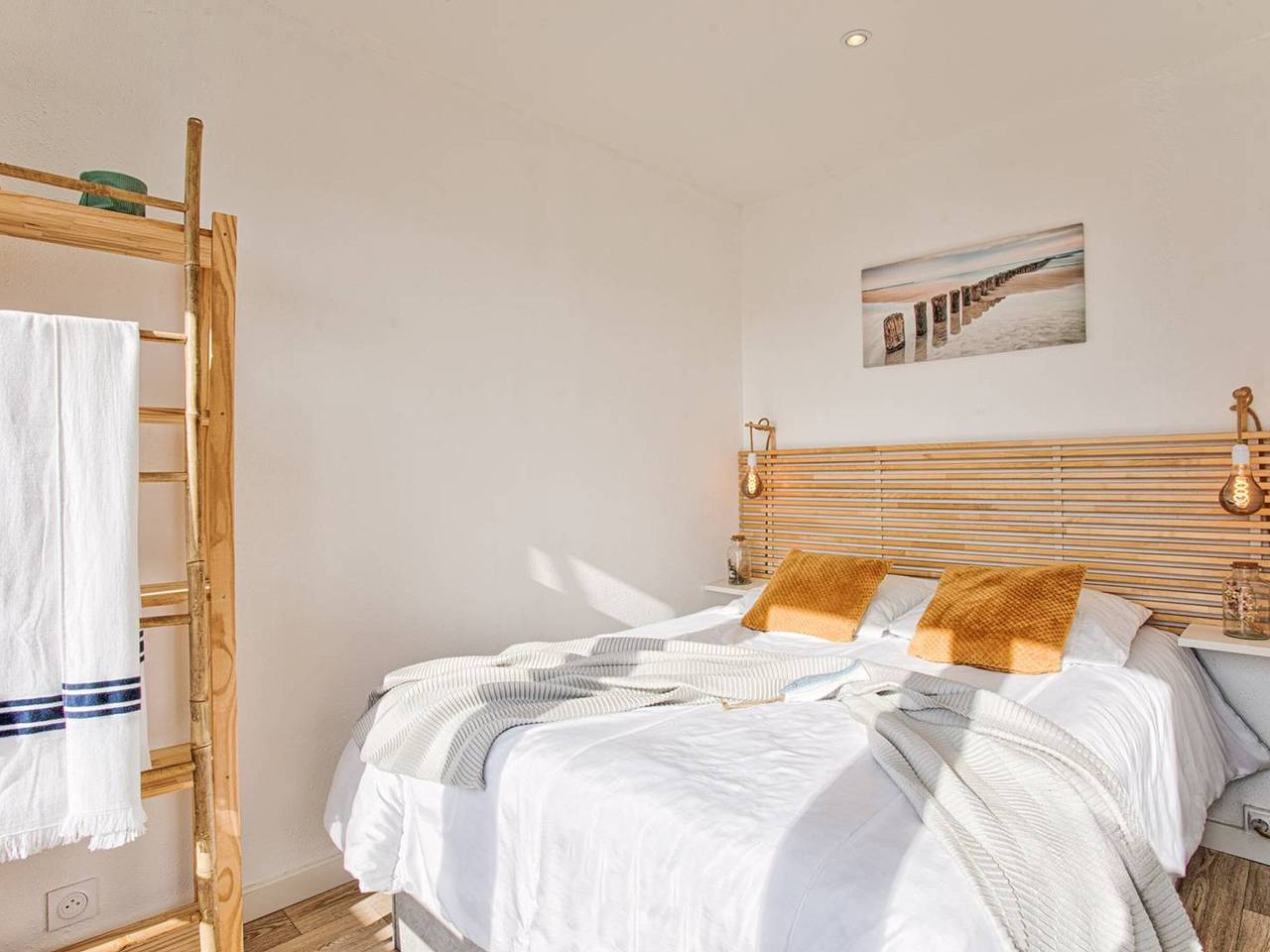 Estudio entero, Estudio luminoso con balcón y estacionamiento cerca de la playa in Merville-Franceville-Plage, Región de Caen