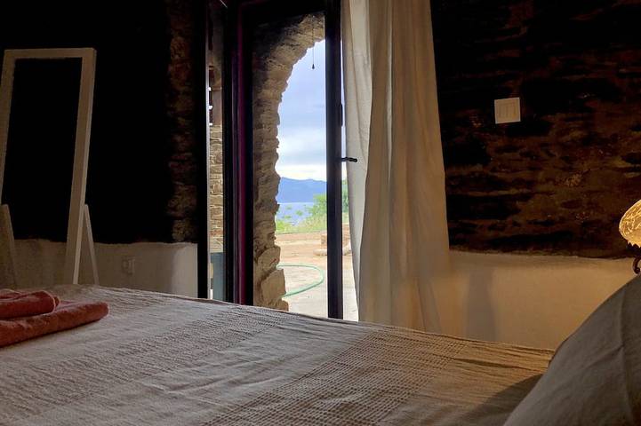 Location de vacances pour 4 personnes, avec balcon et jardin, animaux acceptés dans Andros - 3