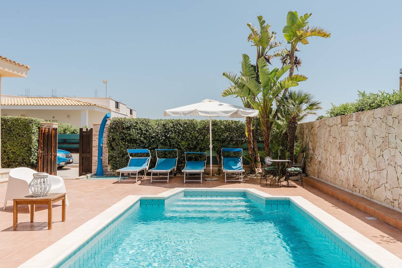 Villa 'Il Canto delle Onde' mit Pool, Meerblick, Wlan und Klimaanlage in Tre Fontane, Campobello di Mazara