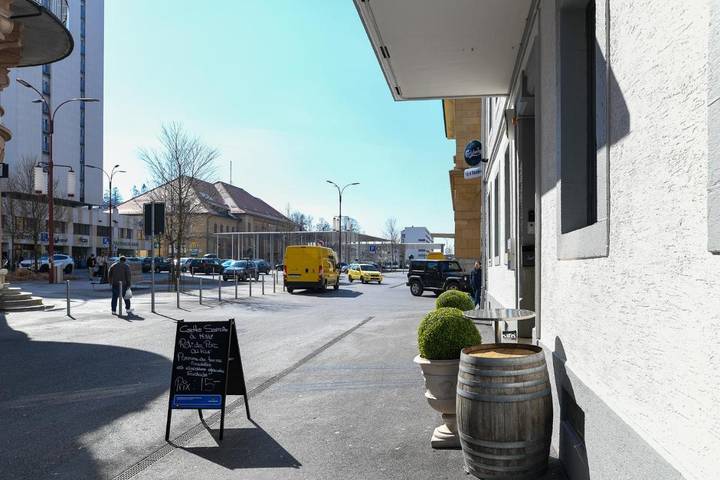 Hôtel pour 2 personnes, avec terrasse, animaux acceptés à La Chaux-de-Fonds - 2