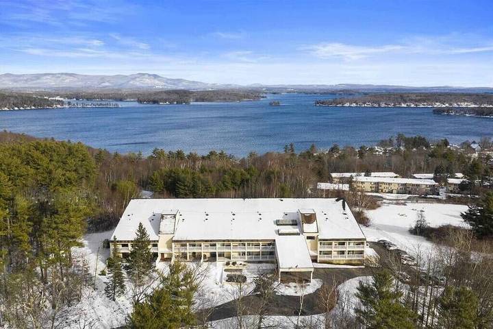 Vacation rental for 2 people in Lake Winnipesaukee