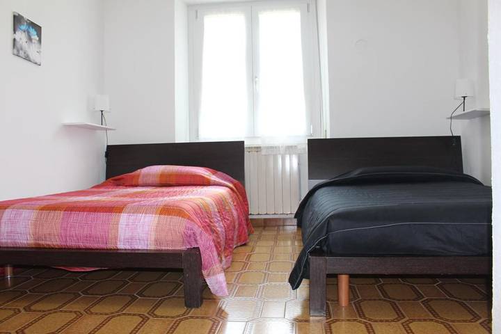 Gîte pour 5 personnes, avec vue et jardin, animaux acceptés à Teglio - 4
