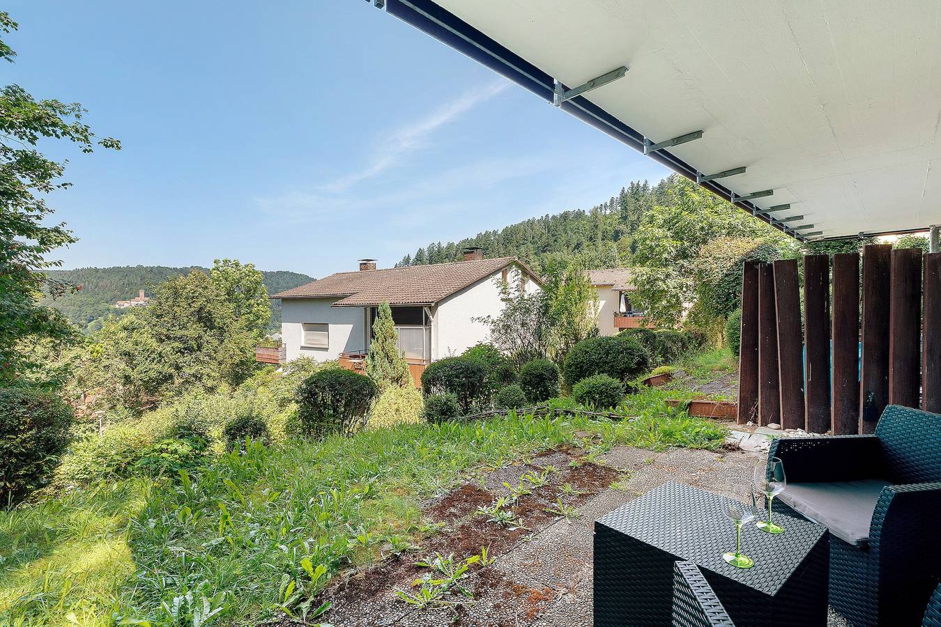 Ganze Wohnung, Ferienwohnung '1-Zimmer Am Hochwald' mit privater Terrasse, privatem Garten und Wlan in Bad Liebenzell, Nordschwarzwald
