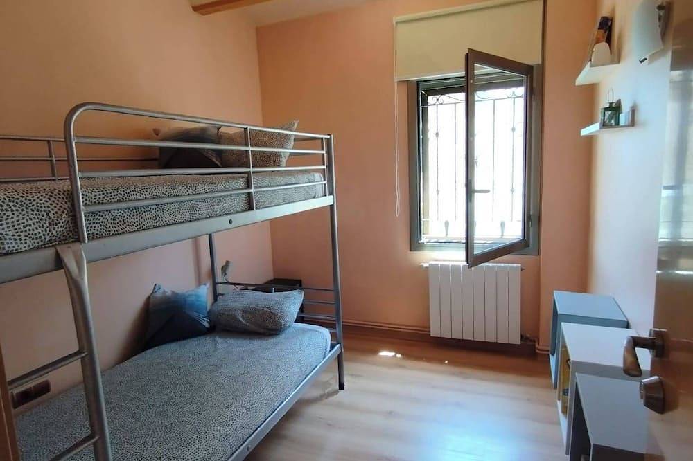 The Cosy House in Castelldefels, Baix Llobregat