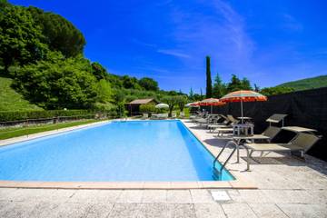 Villa With Pool for 18 People in Arezzo Province, Tuscany, Photo 4