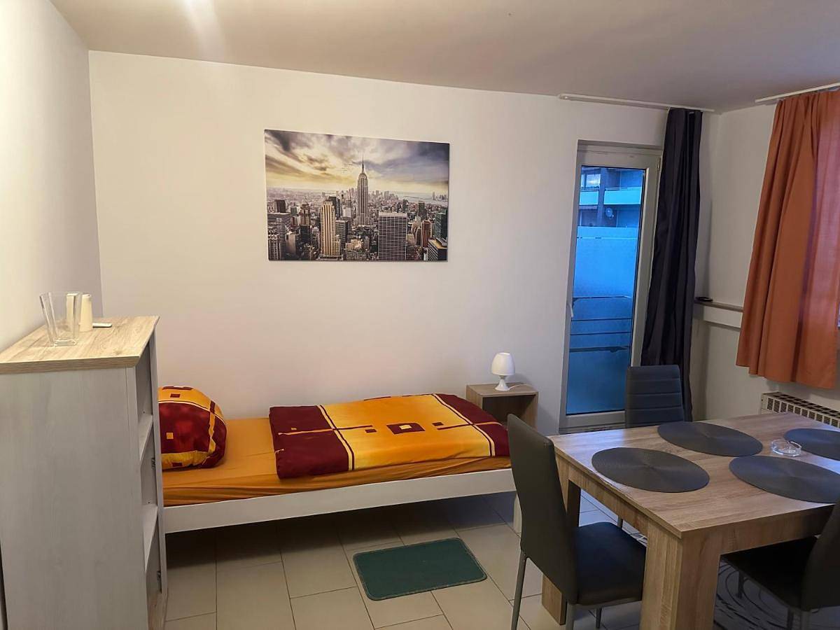 Appartement entier, Aachen Würselen Schöne Unterkunft mit Balkon in Würselen, Rhénanie