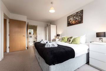 Apartment for 6 People in Southampton, South East England, Photo 1