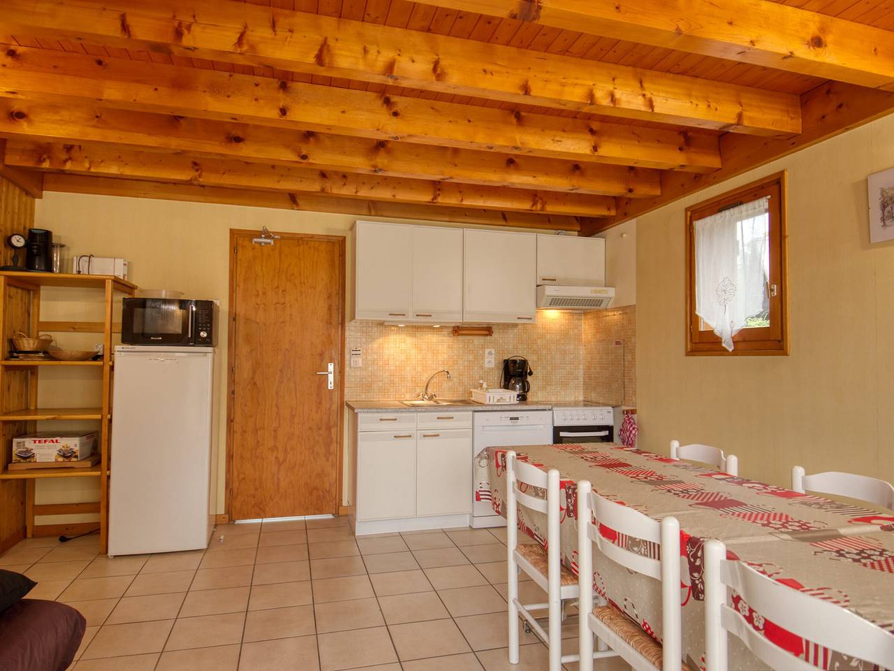 Chalet 50m² à Morillon, proche Lac Bleu, parking in Station de Morillon, Grand Massif
