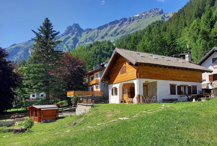 Ferienhaus für 5 Personen, mit Ausblick und Garten - 1