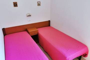 Villa for 6 Guests in Molinella (Foggia), Gargano, Picture 2