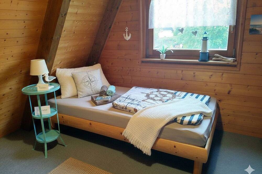 Ferienhaus Bannos Kajüte Ferienpark Butjadingen Fedderwardersiel in Strandnähe in Fedderwardersiel, Butjadingen