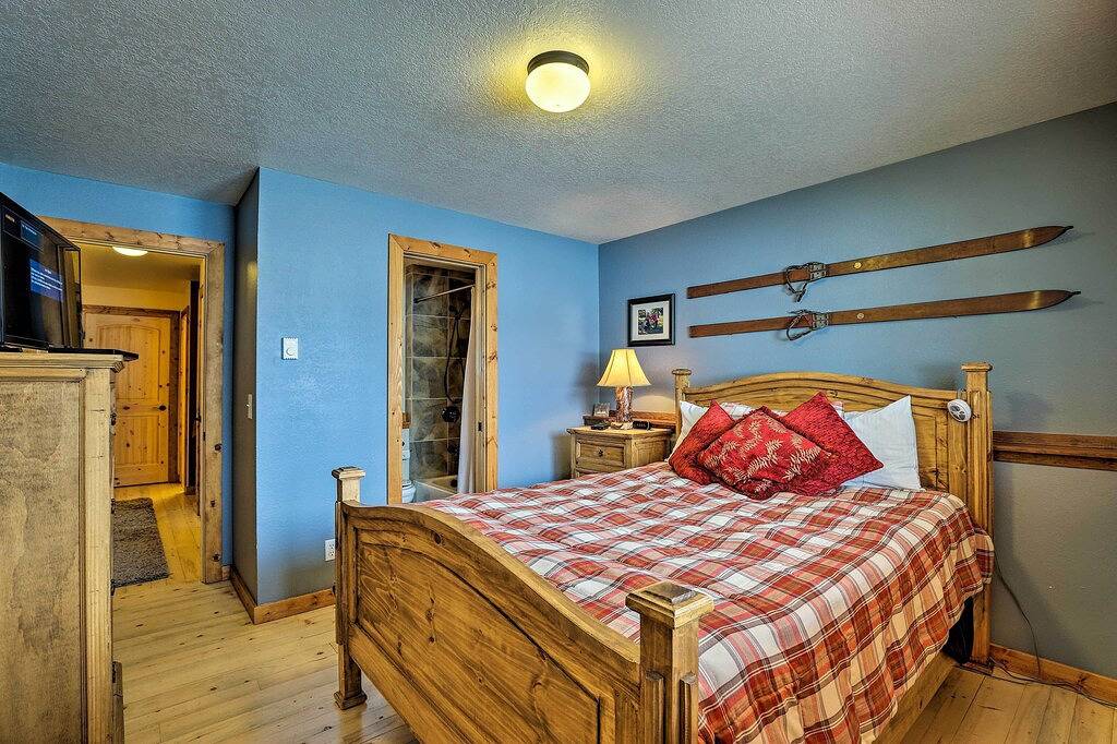 Neu! Silverthorne Home w / Deck, 4 Mi zum Lake Dillon in Silverthorne, Arapaho and Roosevelt National Forests