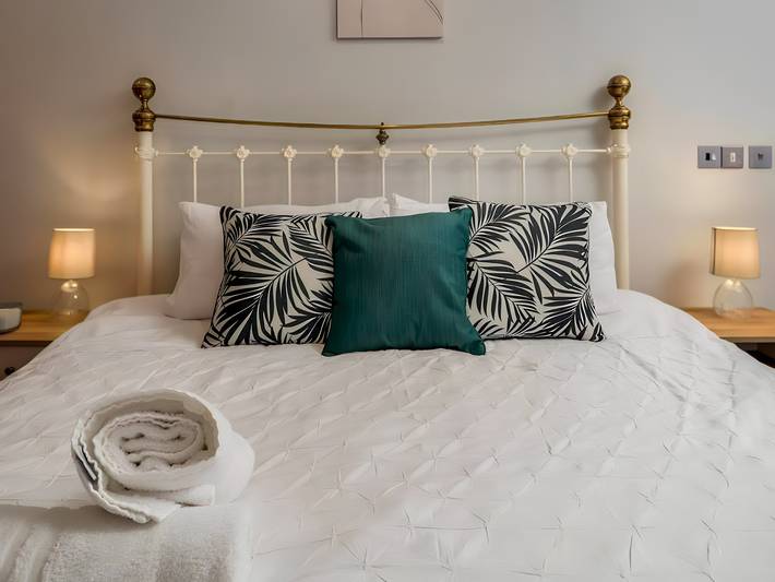 Gîte pour 5 personnes, avec balcon à Watford - 3