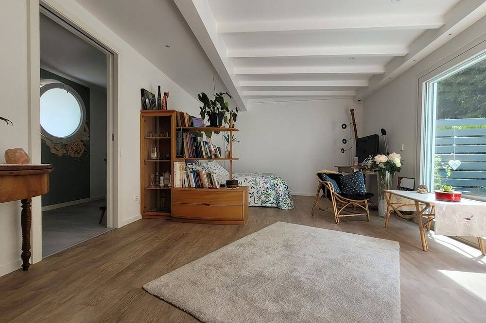 Apartamento entero, Charming studio on the edge of the forest in a pleasant, peaceful setting. in Fegersheim, Región de Estrasburgo