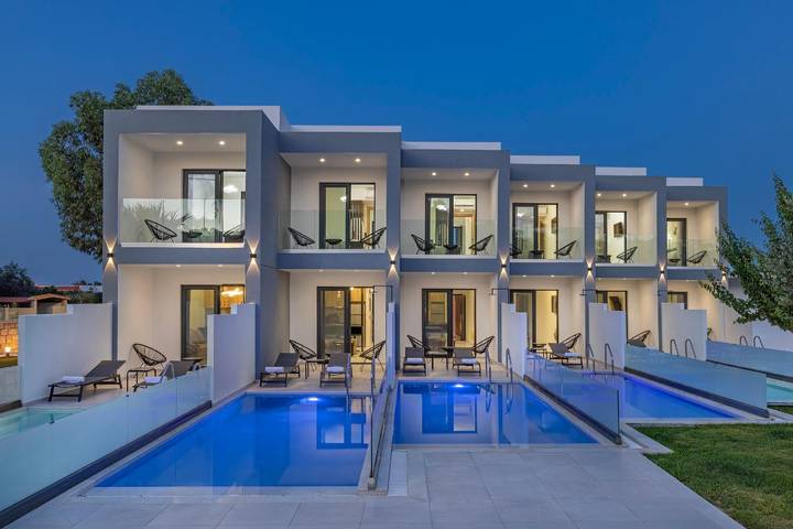 Ferienhaus für 4 Personen, mit Balkon und Garten in Afantou