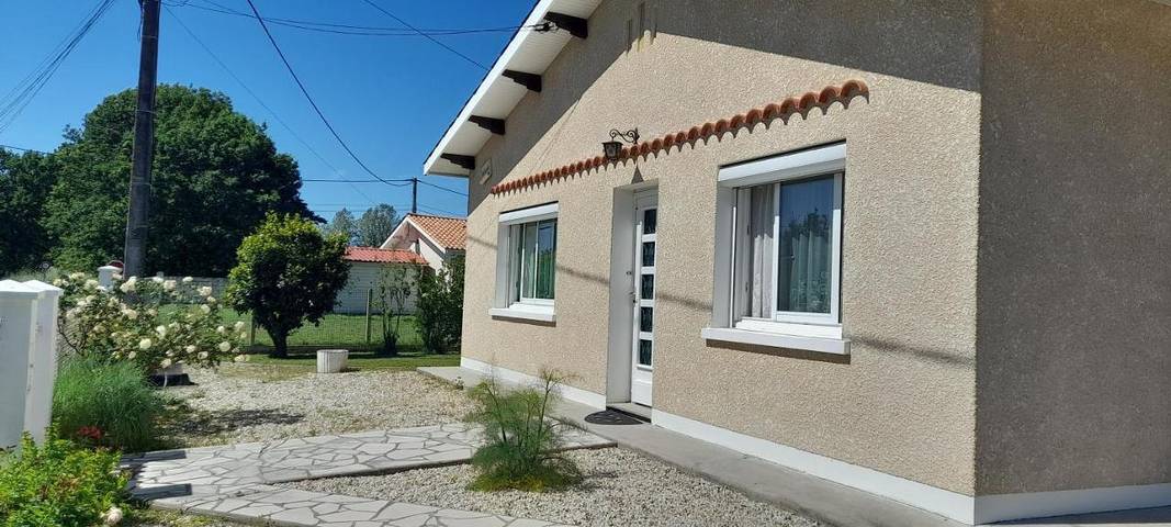 Location de vacances pour 6 personnes, animaux acceptés à Talais