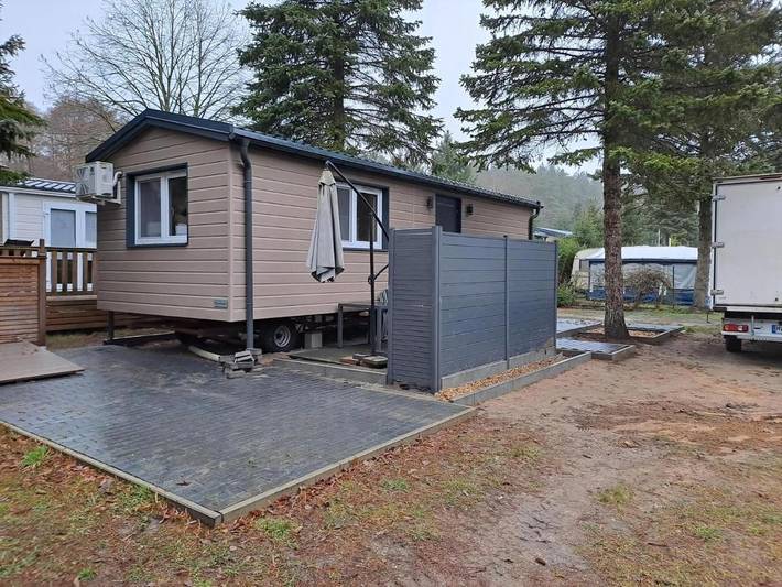 Camping für 2 Personen, mit Terrasse in Sternberger Seenland