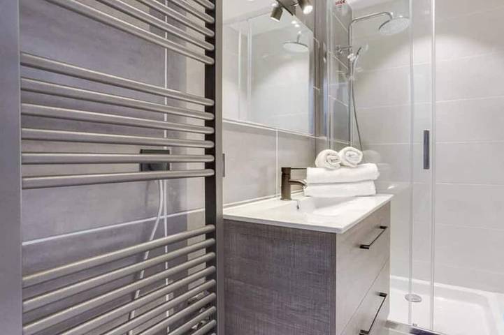 Appartement entier, La Bergerie T2 : Appartement vue Lac et Montagnes. in Talloires, Talloires-Montmin