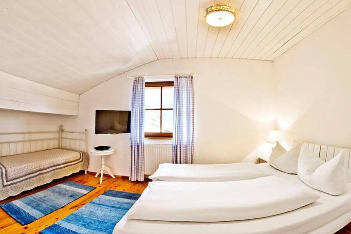 Ganze Wohnung, Ferienwohnung/App. für 11 Gäste mit 220m² in Ehrwald in Ehrwald, Ammergauer Alpen (Österreich)