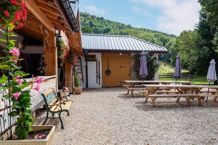 Gîte pour 16 personnes, avec jardin dans la Drôme - 2