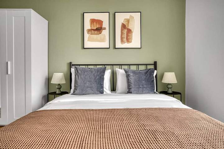 Ganze Wohnung, Modern Horgen 2.5 Room w/ Storage & W/D, 3 min to Market, by Blueground in Käpfnach, Horgen