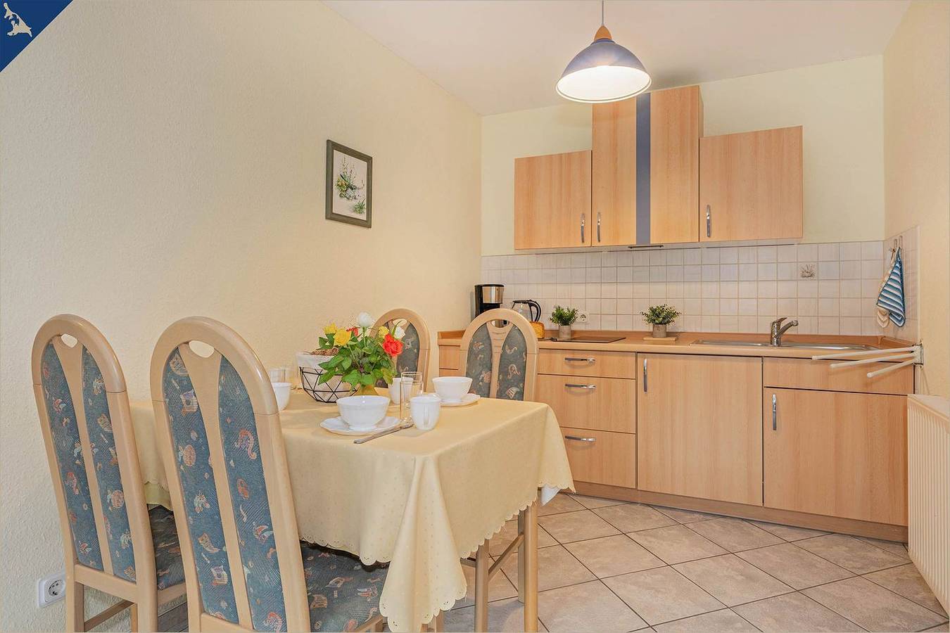 Ganze Wohnung, Gemütliche Ferienwohnung mit Terrasse, nur 600 m vom Ostseestrand entfernt in Drei Kaiserbäder, Heringsdorf