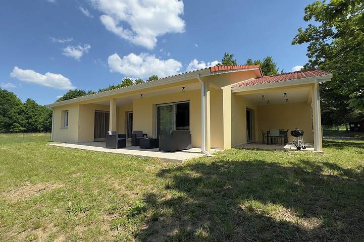 Location de vacances pour 6 personnes, avec Jardin à Feytiat
