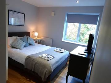 Vacation Rental for 4 Guests in Newcastle upon Tyne, North East England, Picture 4